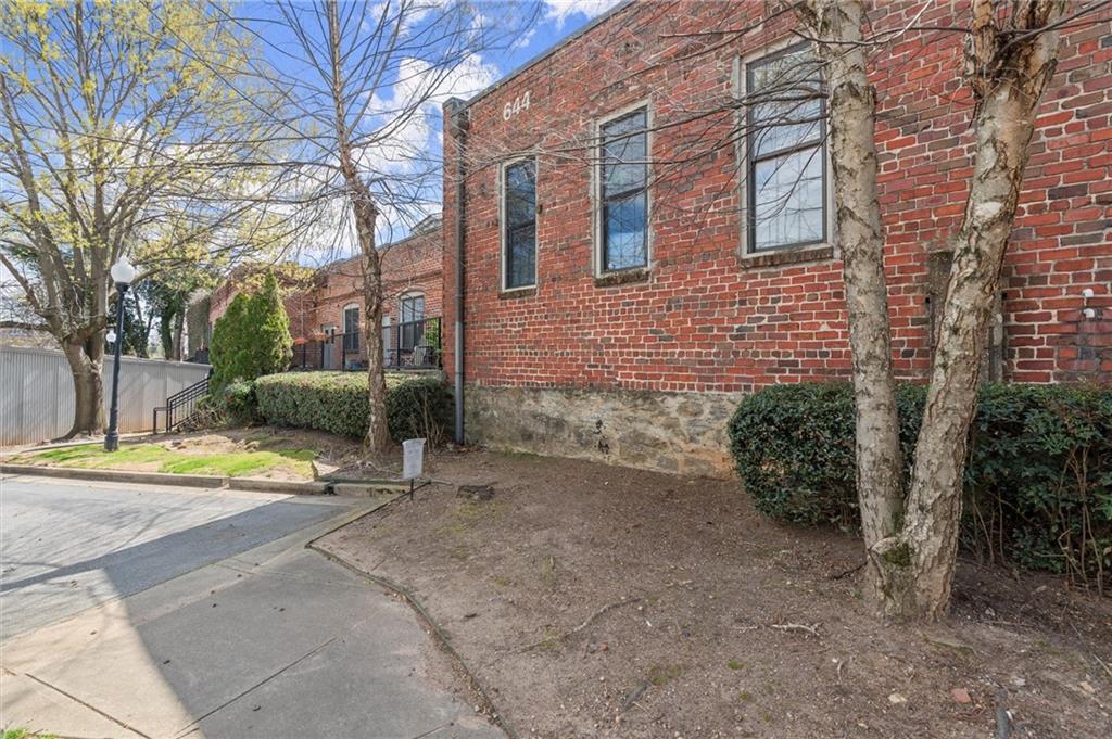 644 Wells Street SW Unit 8