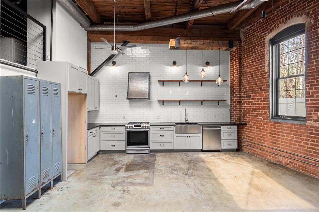 644 Wells Street SW Unit 8