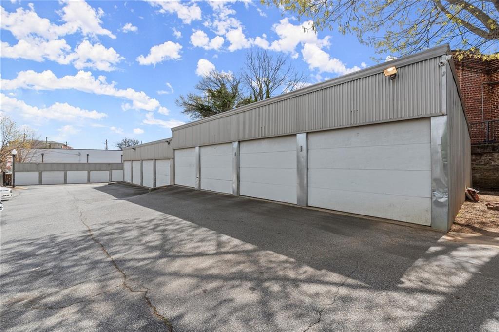 644 Wells Street SW Unit 8