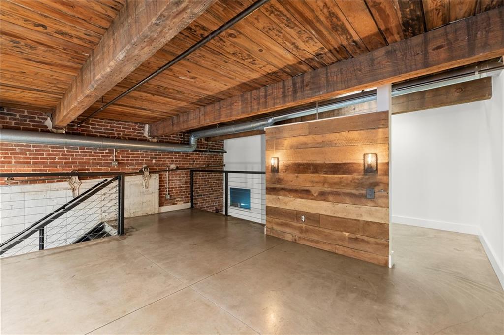 644 Wells Street SW Unit 8