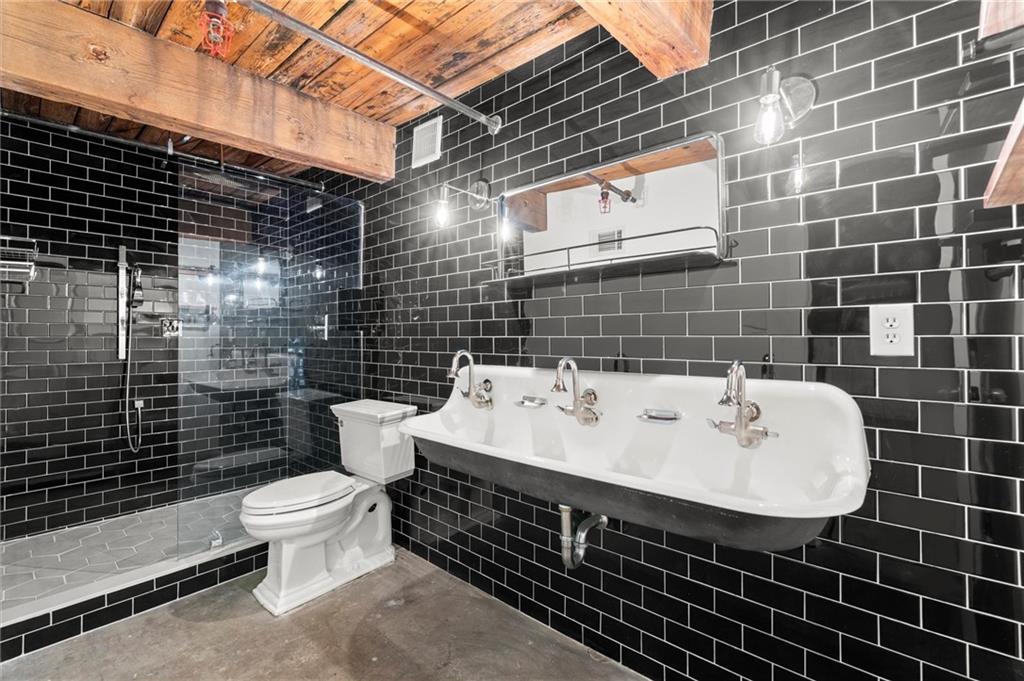 644 Wells Street SW Unit 8