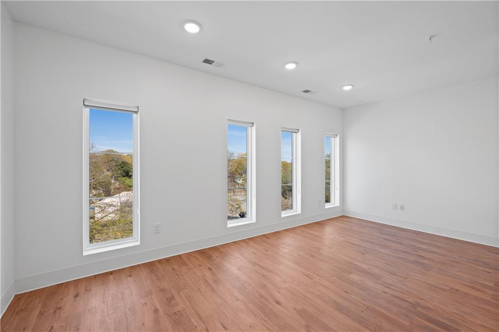 456 Flat Shoals Avenue SE Unit 404