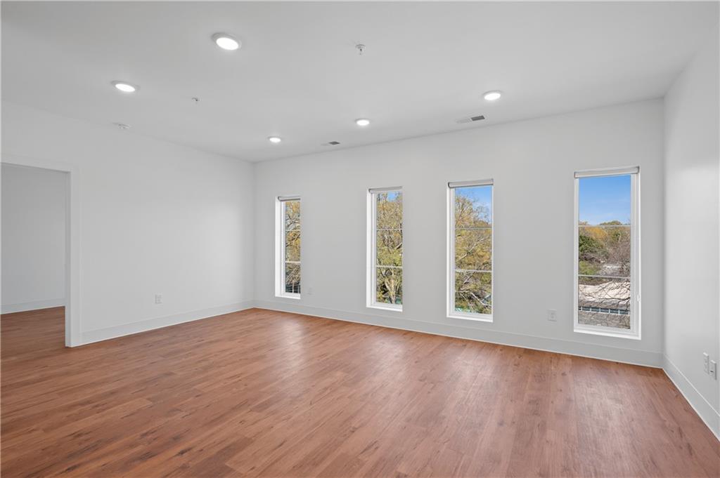 456 Flat Shoals Avenue SE Unit 404