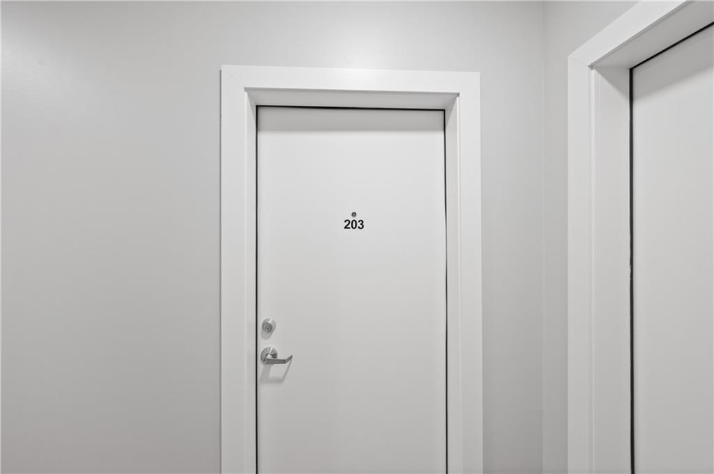 456 Flat Shoals Avenue SE Unit 405