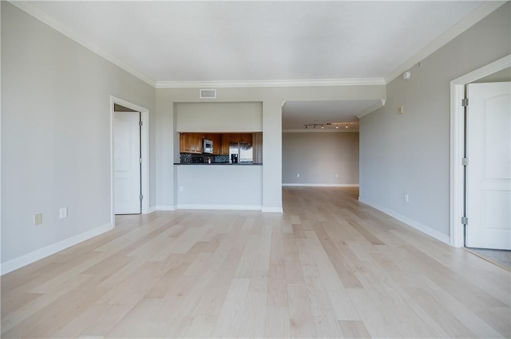 195 14th Street NE Unit 2006