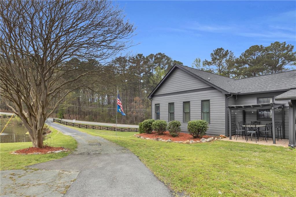 6585 QUEEN MILL Road SE