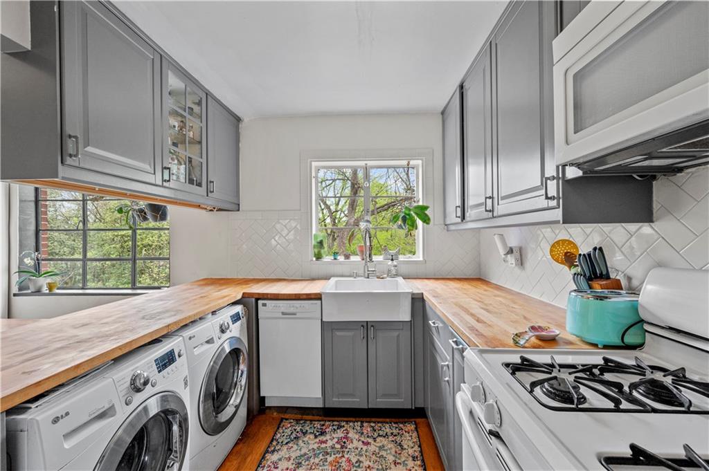 1380 Chalmette Drive NE Unit 3
