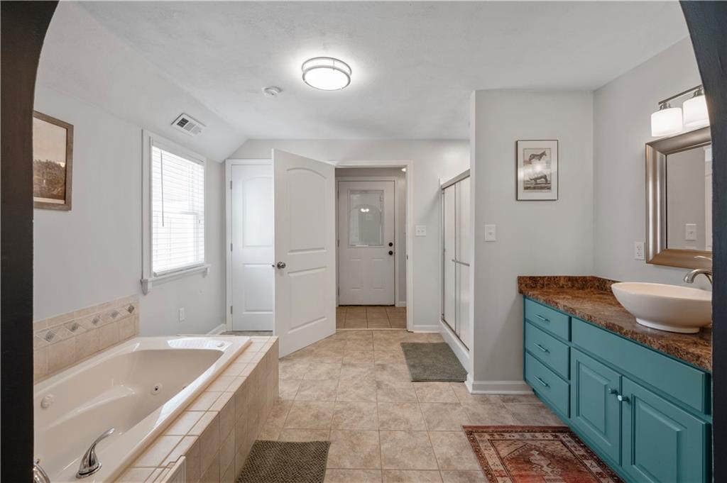 334 Lakeshore Drive