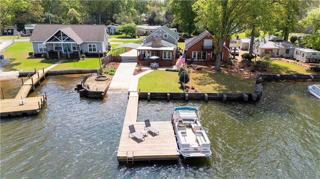 334 Lakeshore Drive
