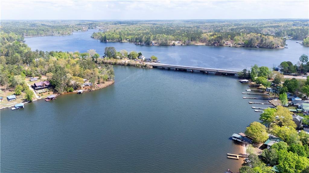334 Lakeshore Drive
