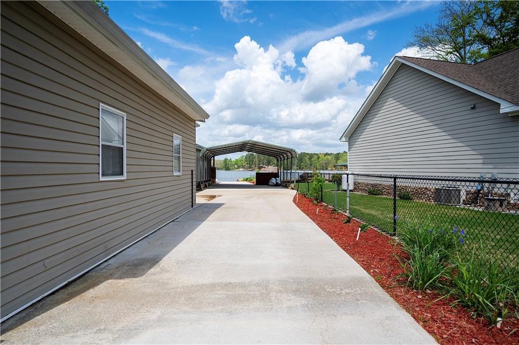 334 Lakeshore Drive