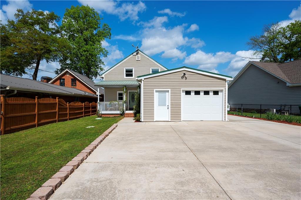 334 Lakeshore Drive