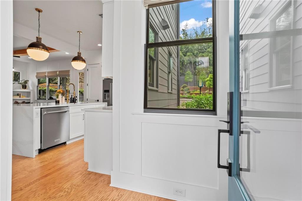 60 Walthall Street NE Unit B