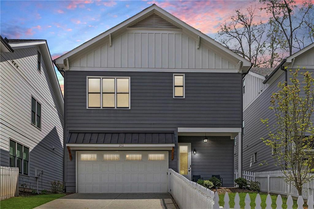 1911 Commons Circle