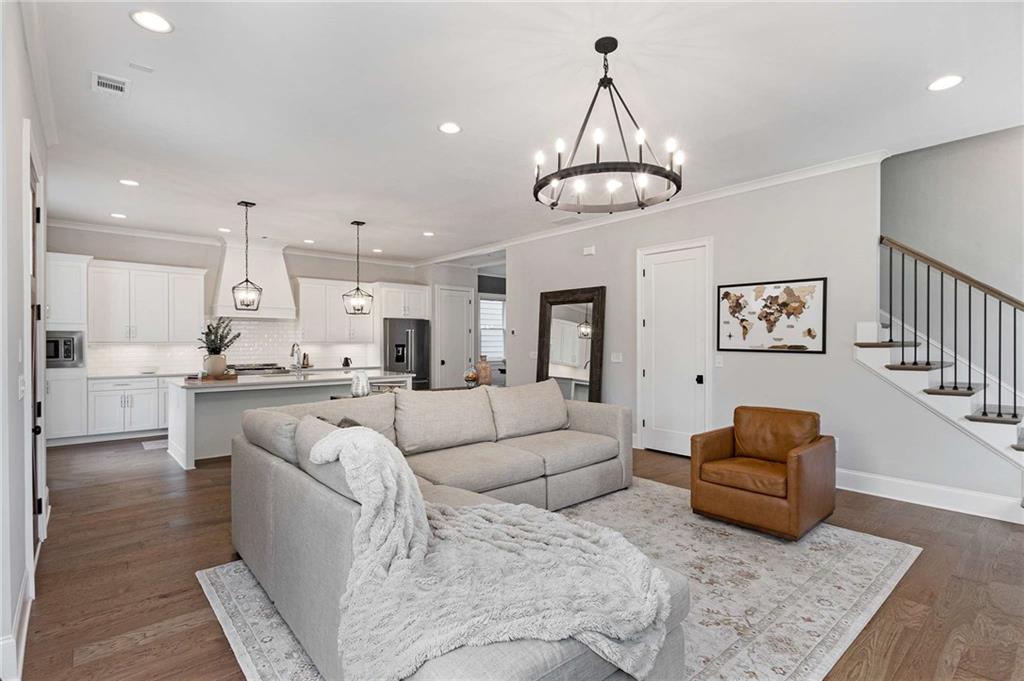 1911 Commons Circle