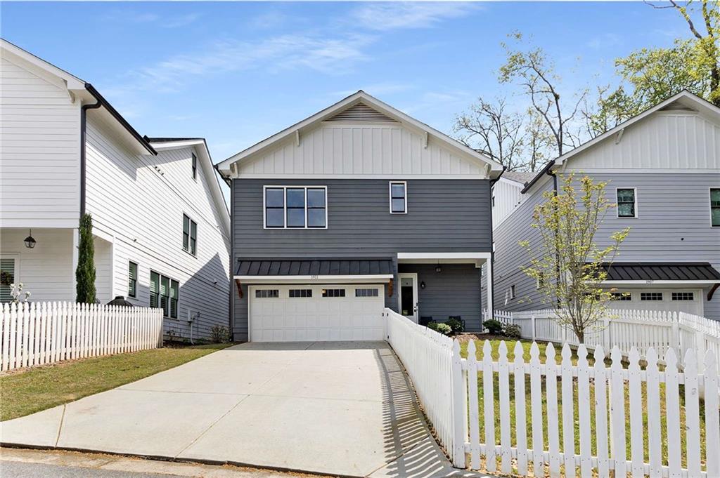 1911 Commons Circle