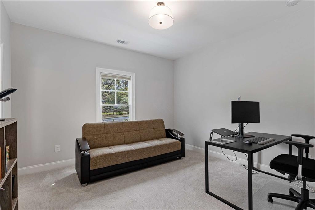 1911 Commons Circle