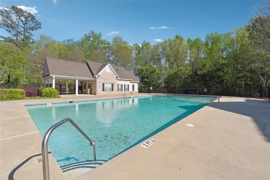 2894 Cross Creek Drive