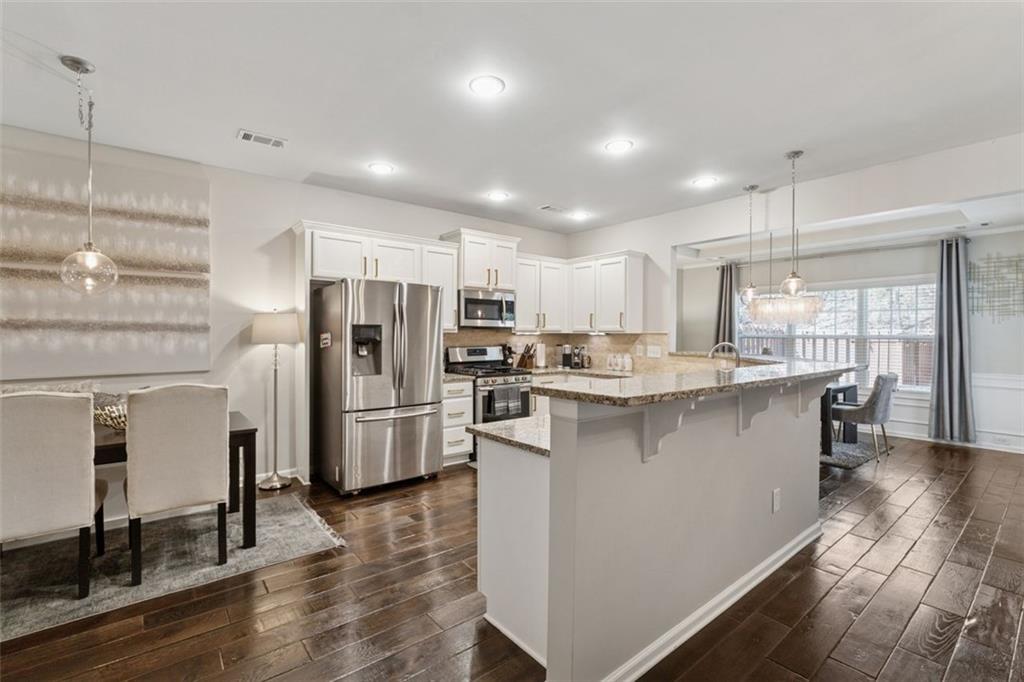 2894 Cross Creek Drive
