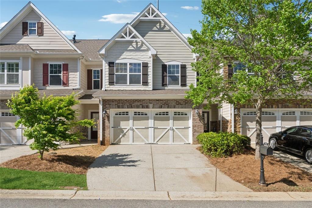 2894 Cross Creek Drive