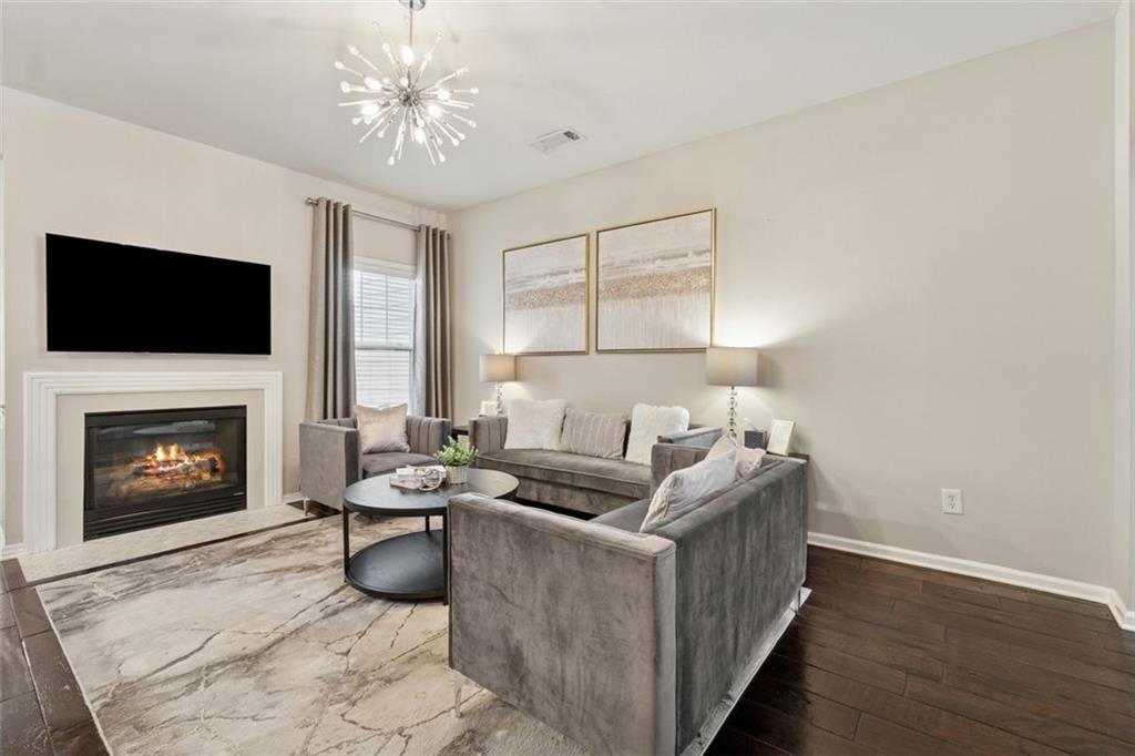 2894 Cross Creek Drive