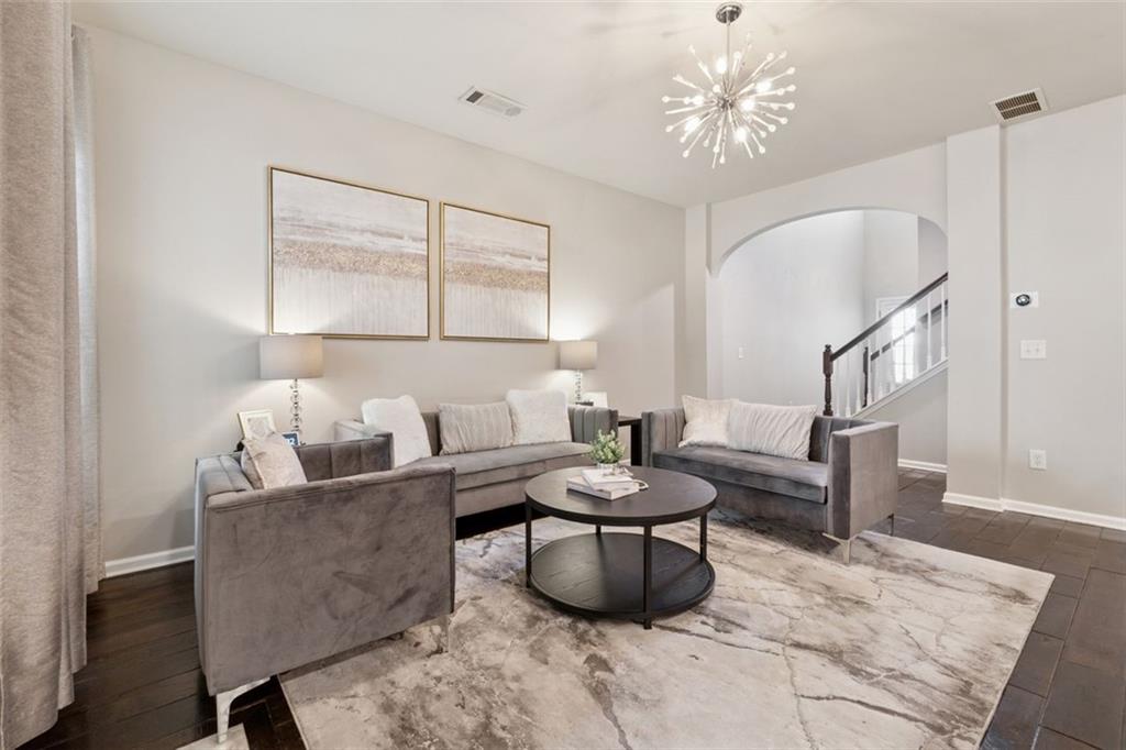 2894 Cross Creek Drive