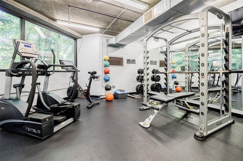 3235 Roswell Road NE Unit 721
