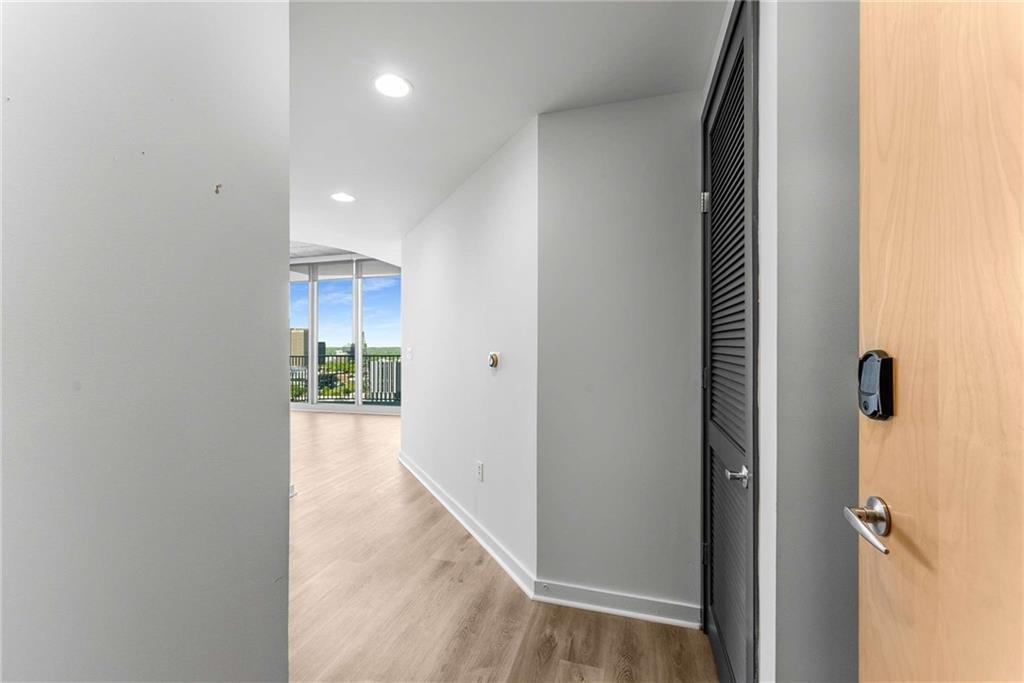 860 Peachtree Street NE Unit 2118