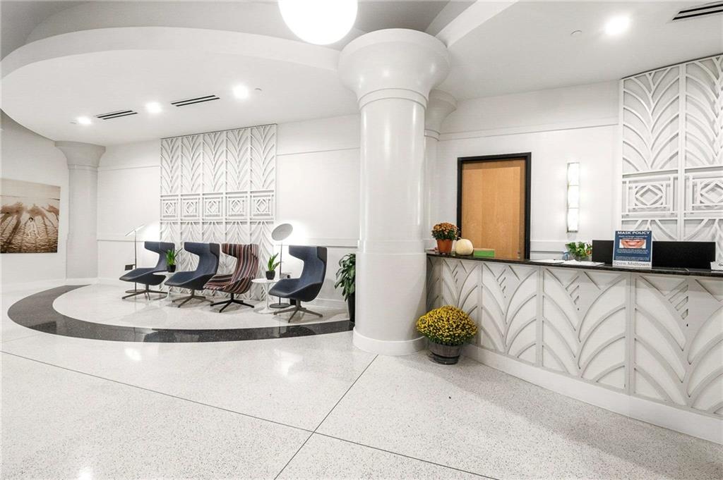 860 Peachtree Street NE Unit 2118