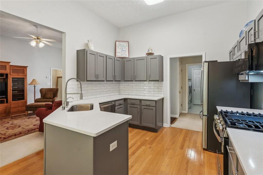 2265 Pemberton Point