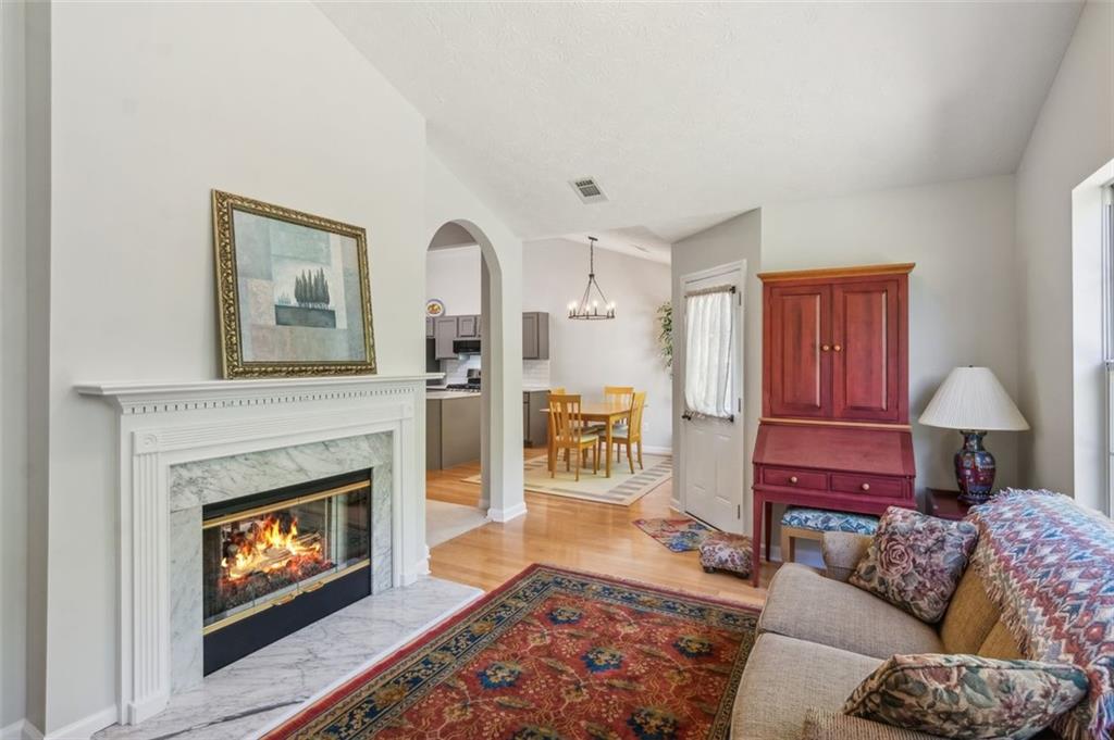 2265 Pemberton Point