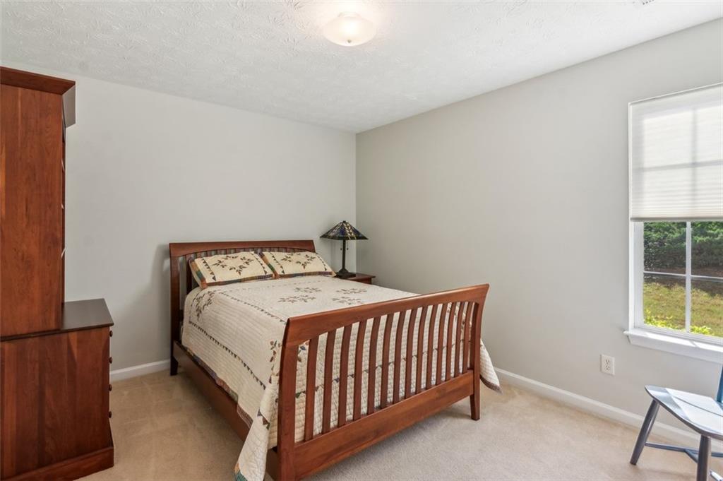 2265 Pemberton Point