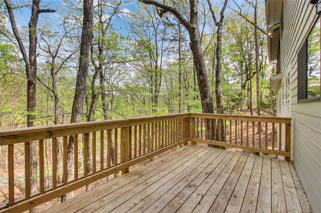 222 WHITE EAGLE Drive