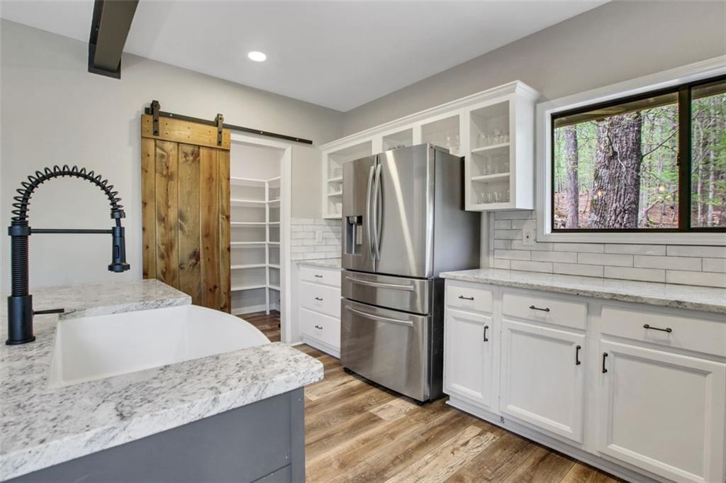 222 WHITE EAGLE Drive