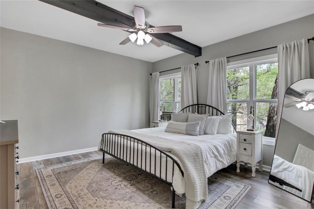 222 WHITE EAGLE Drive