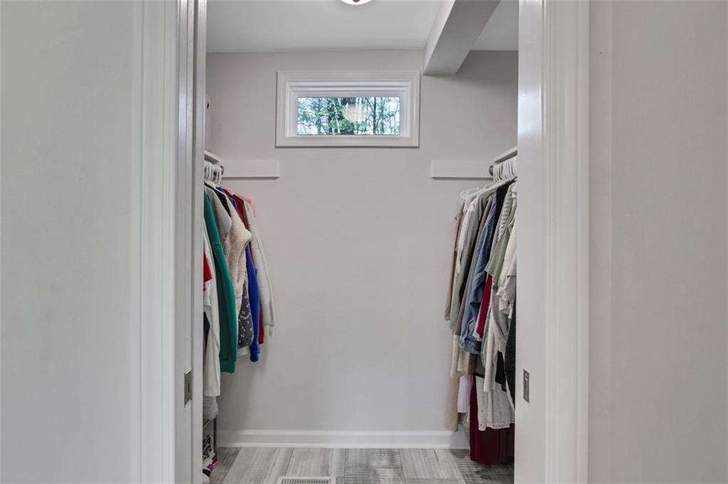 222 WHITE EAGLE Drive