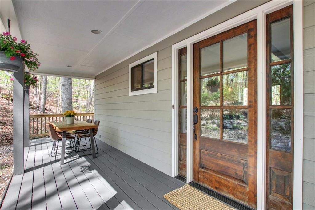 222 WHITE EAGLE Drive