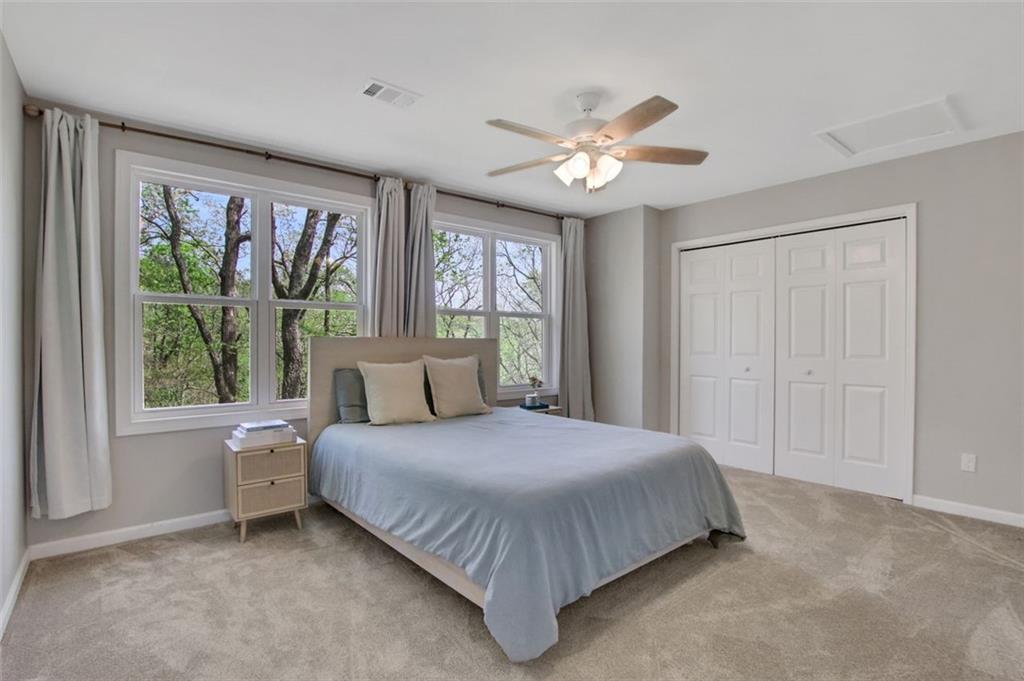 222 WHITE EAGLE Drive