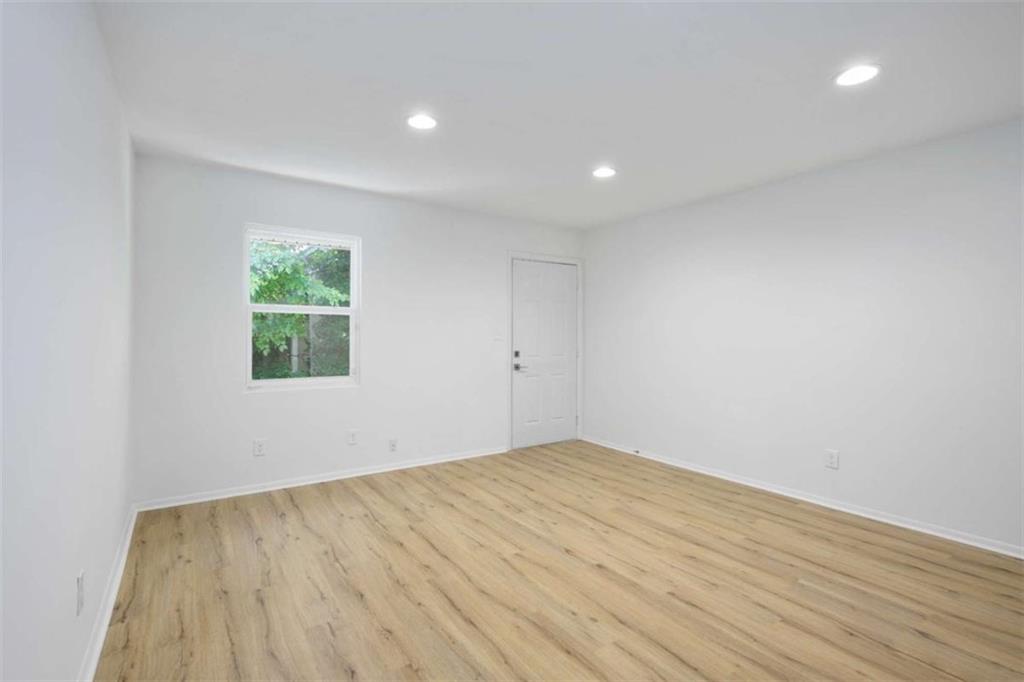 1170 Greenwich Street Unit 3