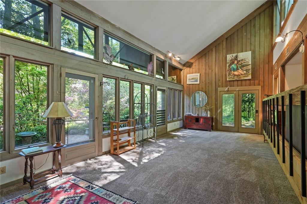 1144 Evergreen Drive NE