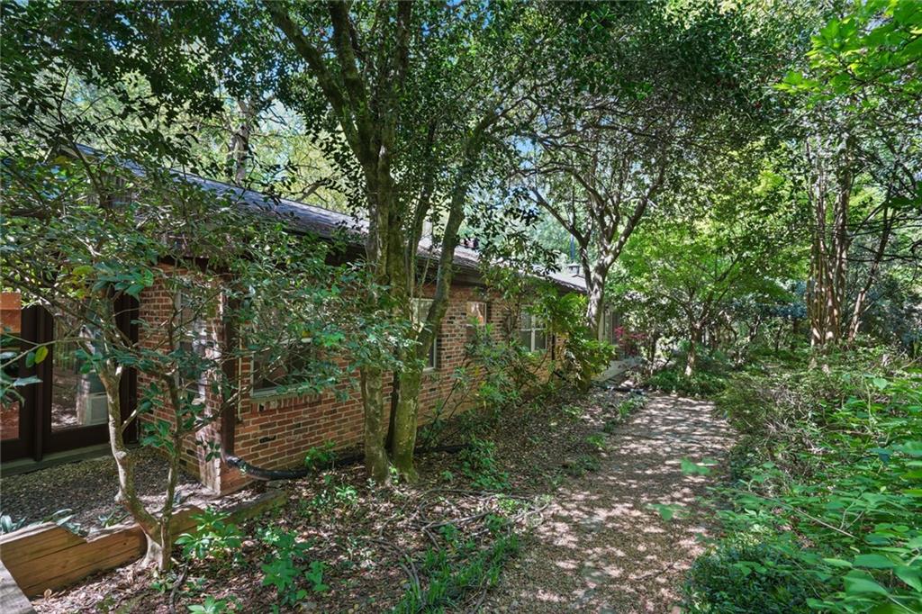 1144 Evergreen Drive NE