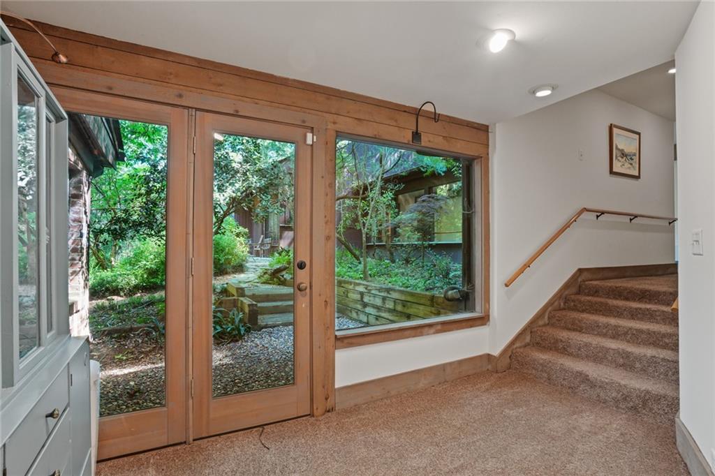 1144 Evergreen Drive NE