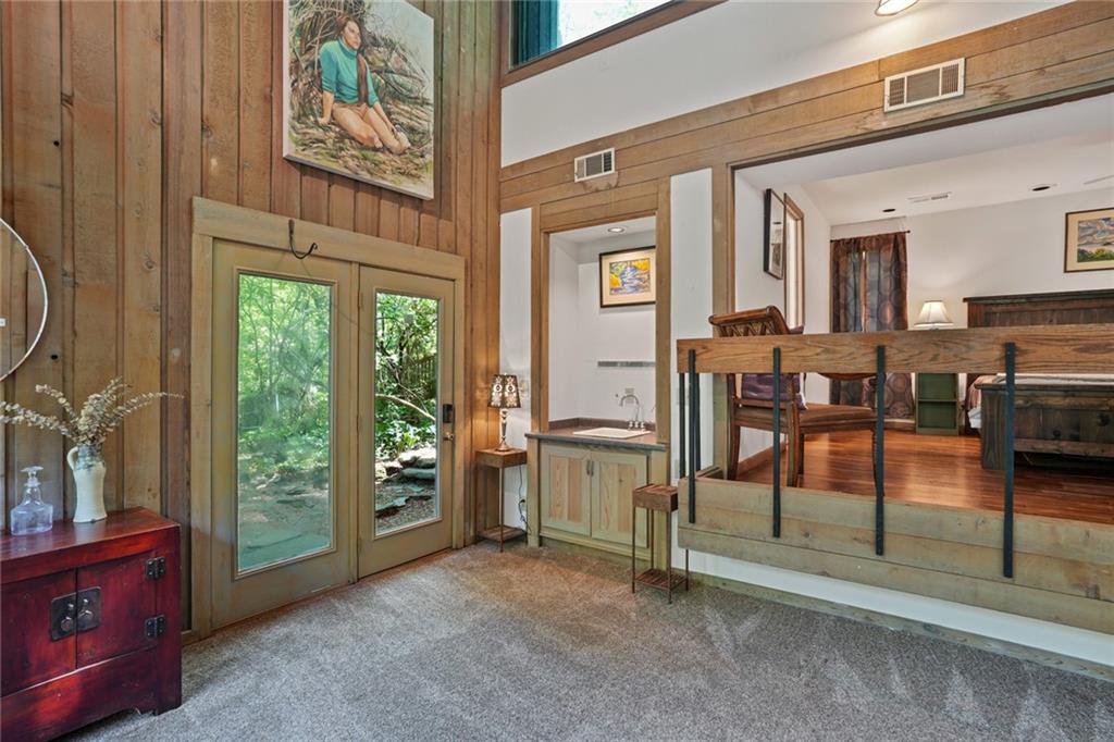 1144 Evergreen Drive NE