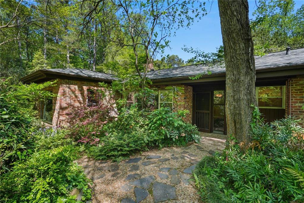 1144 Evergreen Drive NE