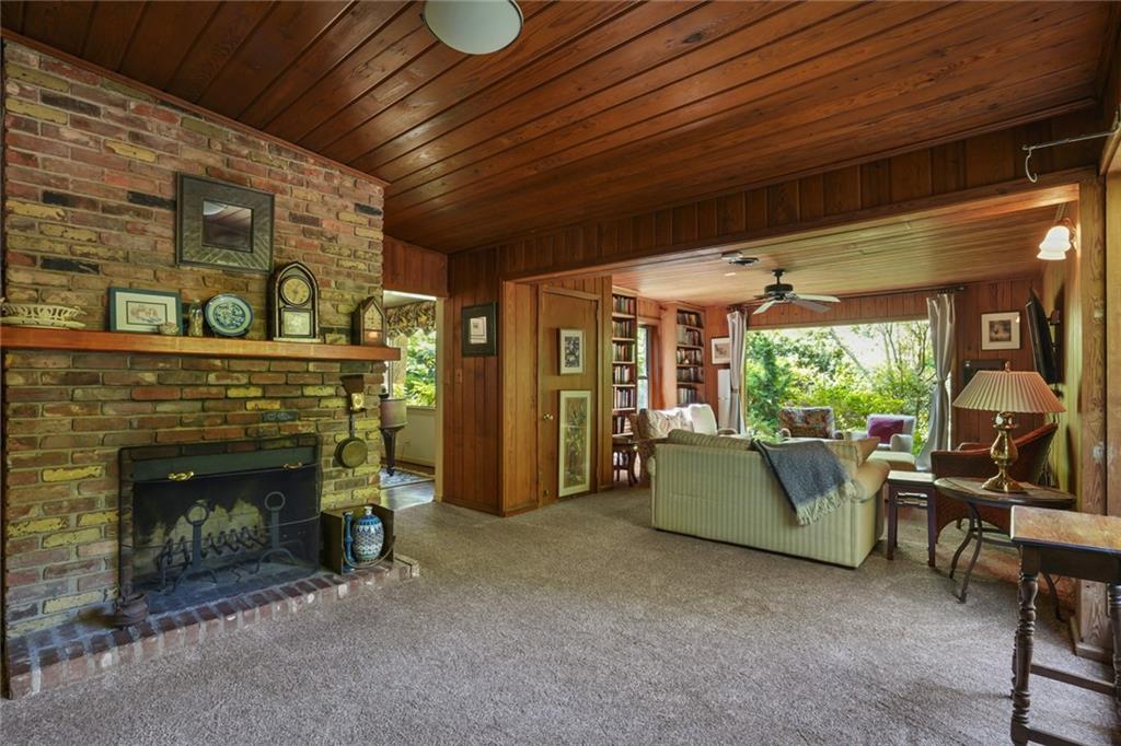 1144 Evergreen Drive NE