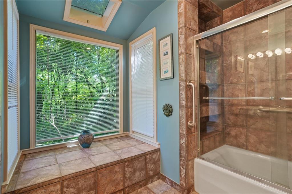 1144 Evergreen Drive NE