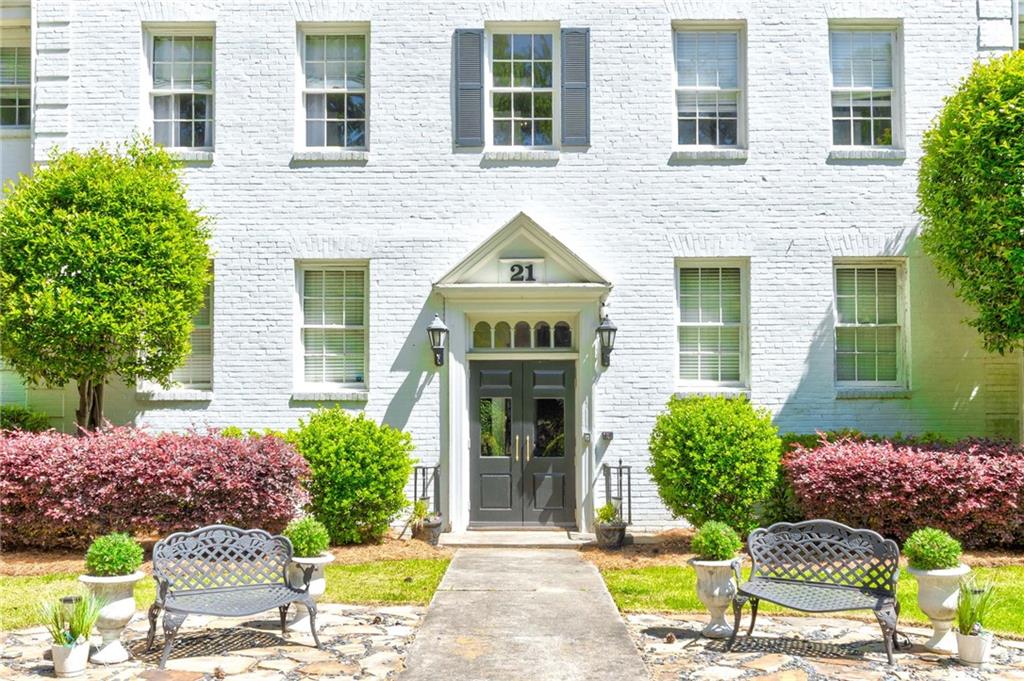 21 Peachtree Memorial Drive NW Unit 7
