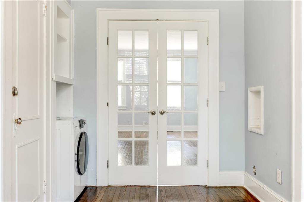 21 Peachtree Memorial Drive NW Unit 7