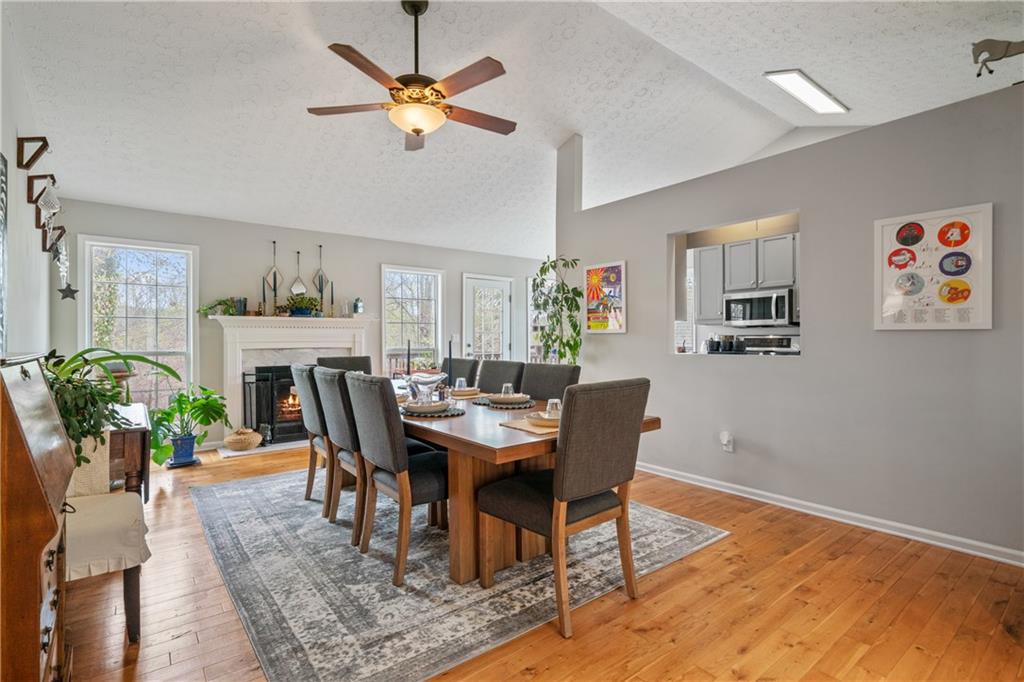 5550 Chestnut Creek Lane