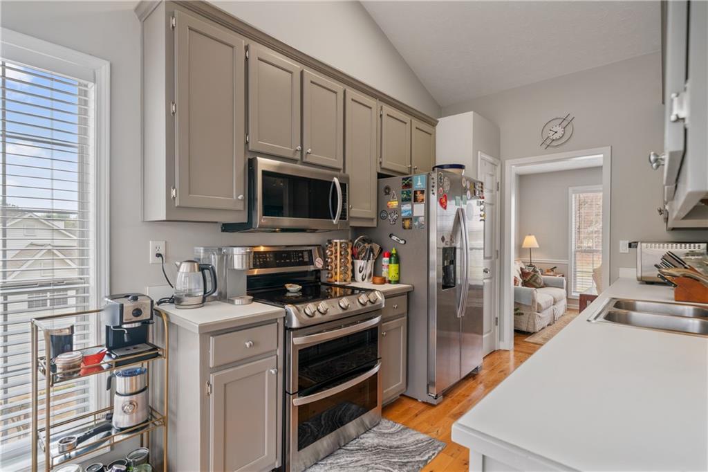 5550 Chestnut Creek Lane